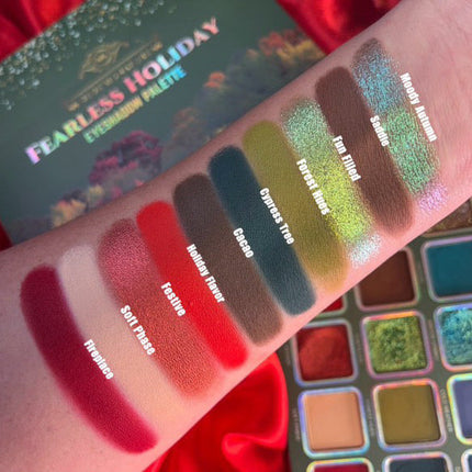 Dede's Signature - FEARLESS HOLIDAY PALETTE [MAGNETIC PANS]