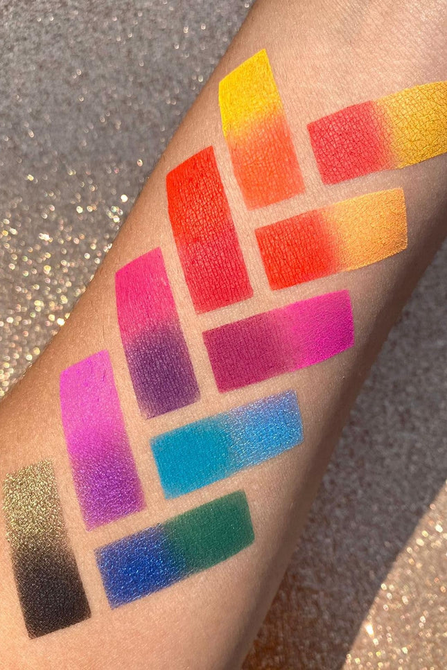 Prolux Cosmetics - Bold Girl Eyeshadow Palette