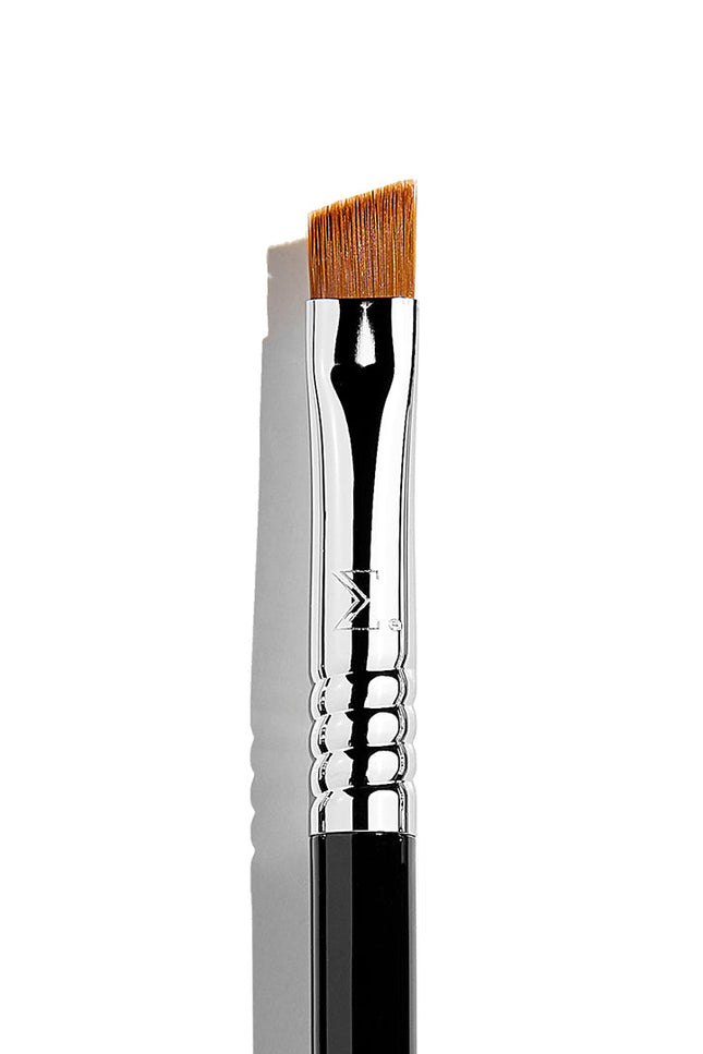 Sigma Beauty - E68 Line Perfector™ Brush