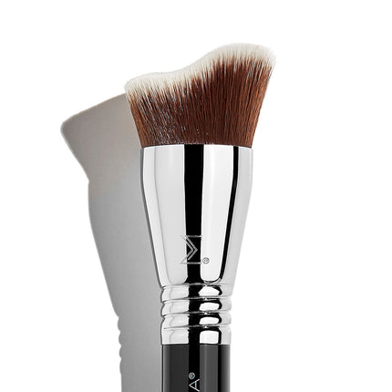Sigma Beauty - F83 Curved Kabuki™ Brush