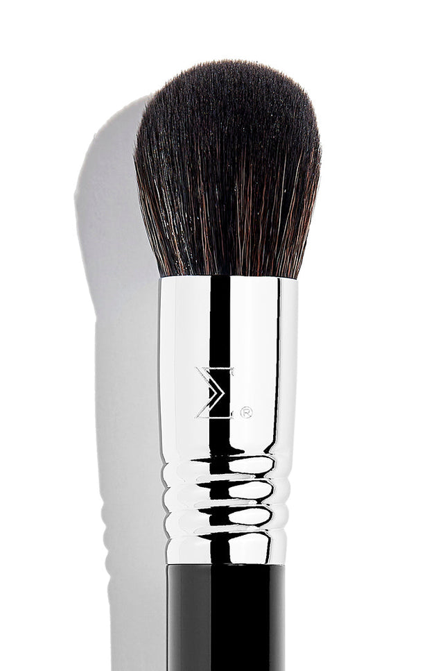 Sigma Beauty - F81 Blend Kabuki™ Brush