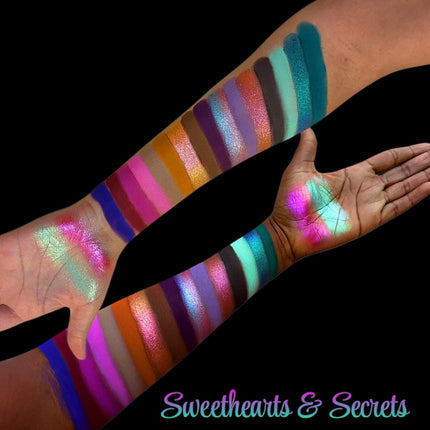 Dede's Signature - SWEETHEARTS &  SECRETS Palette [Magnetic]