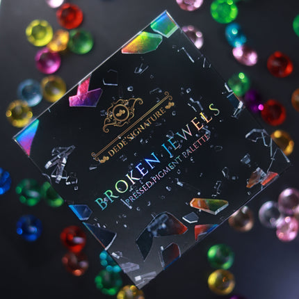 Dede's Signature - BROKEN JEWELS PALETTE [MAGNETIC PANS]
