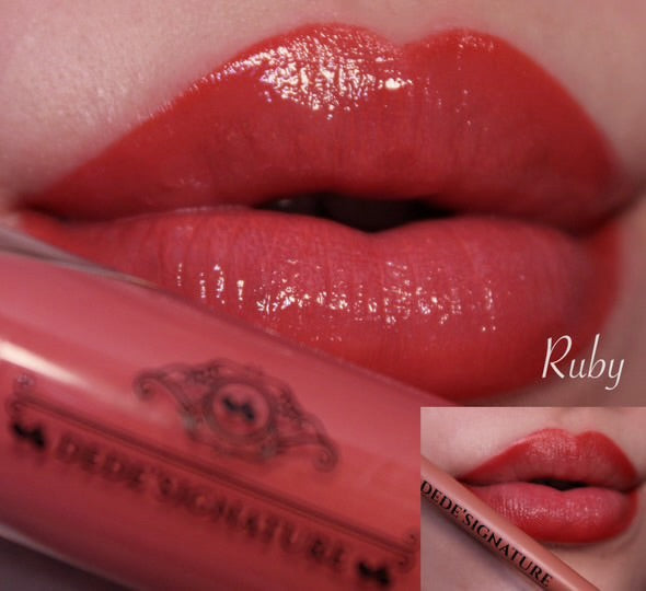 Dede's Signature - RUBY LIPKIT