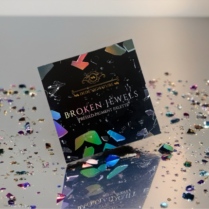 Dede's Signature - BROKEN JEWELS PALETTE [MAGNETIC PANS]