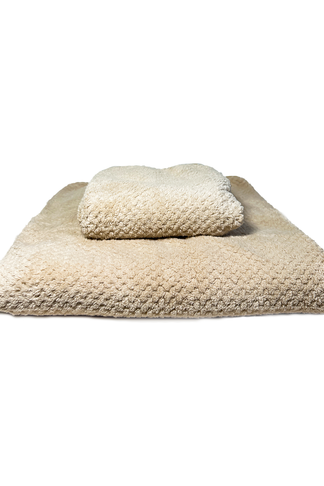 Lurella Cosmetics - Dry N Go Shower Towel