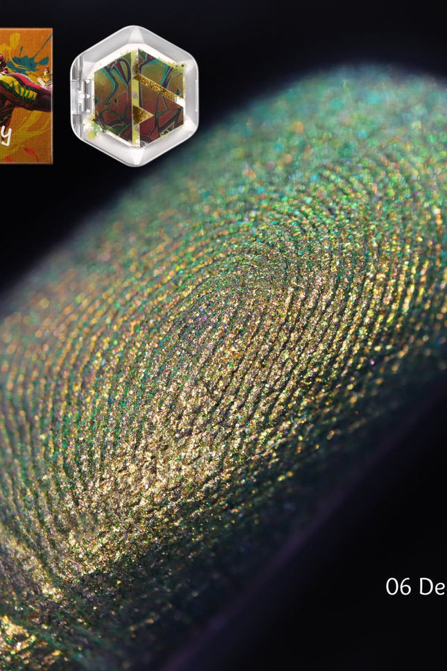 Game Beauty® - Chromatic Contender Chameleon - 06 Dee Jay