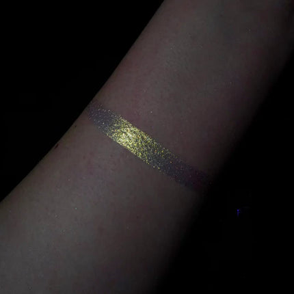 Glisten Cosmetics Charm (Duochrome White Gold) Pan