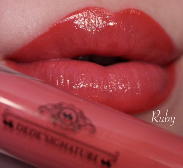 Dede's Signature - RUBY LIPGLOSS