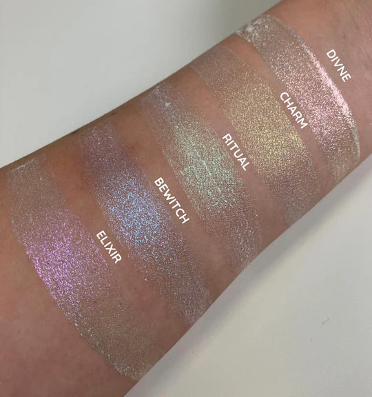 Glisten Cosmetics Bewitch (Duochrome White Blue) Pan