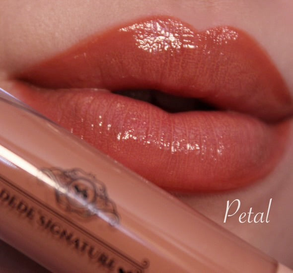 Dede's Signature - PETAL LIP GLOSS