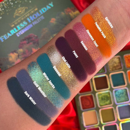 Dede's Signature - FEARLESS HOLIDAY PALETTE [MAGNETIC PANS]