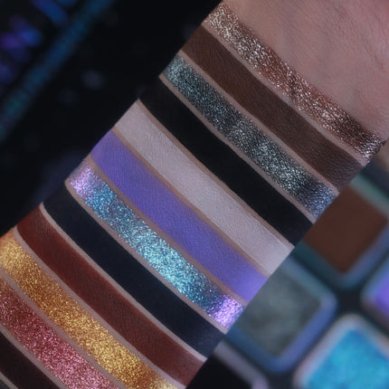 Dede's Signature - BROKEN JEWELS PALETTE [MAGNETIC PANS]