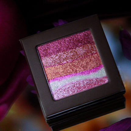 Dede's Signature - DAZZLING BRONZE HIGHLIGHTER [MAGNETIC PAN]