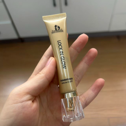 Dede's Signature - GLOW LOCK - Lock In GLOW Shimmer Base