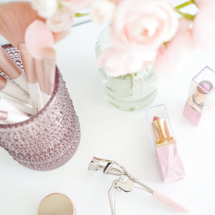 Manna Kadar Cosmetics - Eyelash Curler - Special Edition