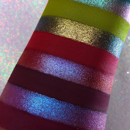 Dede's Signature - Jingle Bell Ruby Eyeshadow Palette