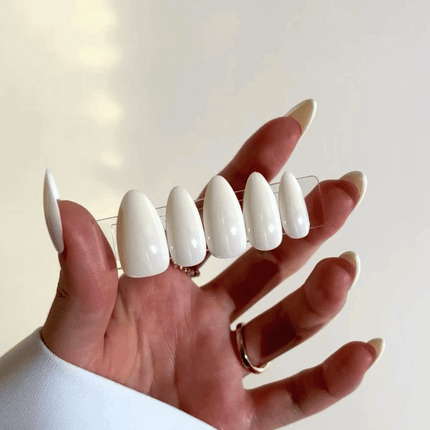 Bonmuz - Milk Sugar Pop | Soft & Durable Press-On Nails