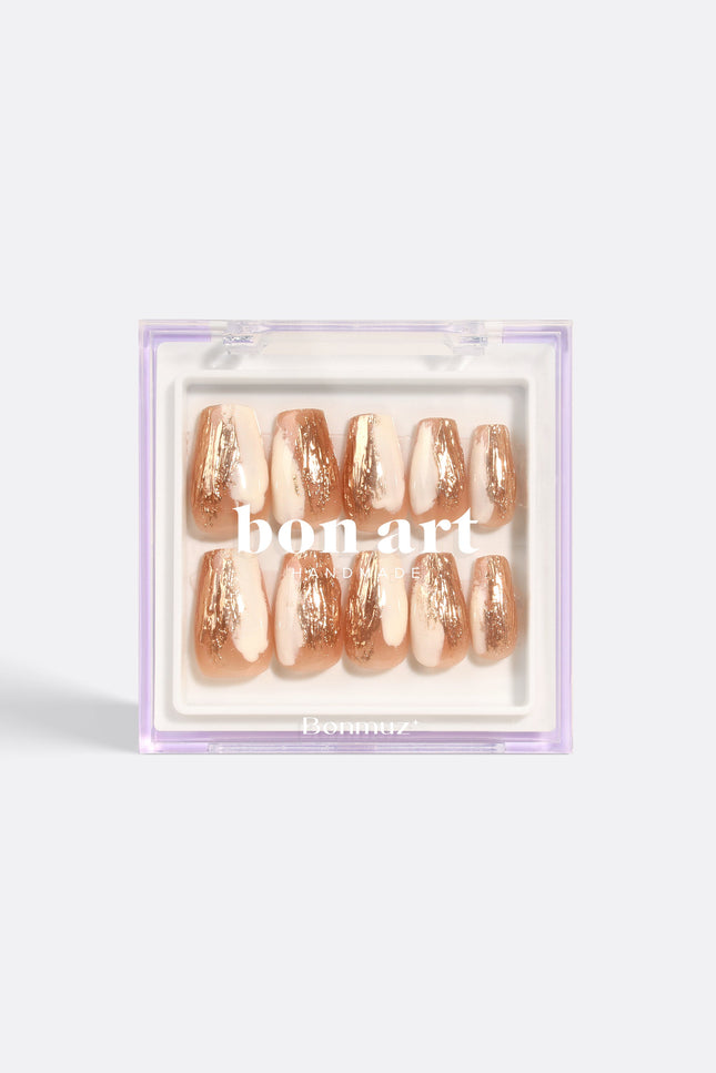 Bonmuz - Gilded Crème | Pro Handmade Gel Nails