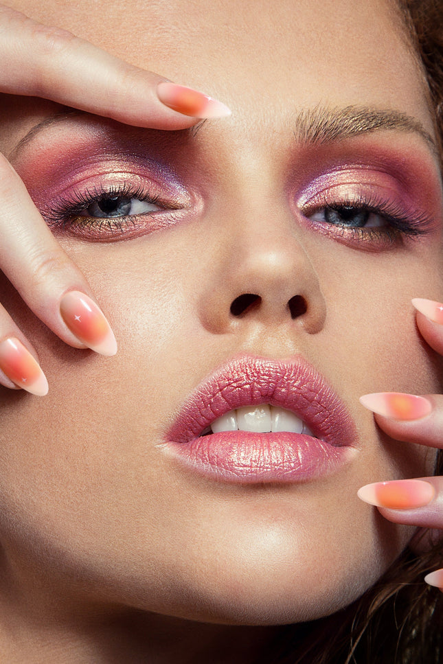 Bonmuz - Coral Sunset | Soft & Durable Press-On Nails