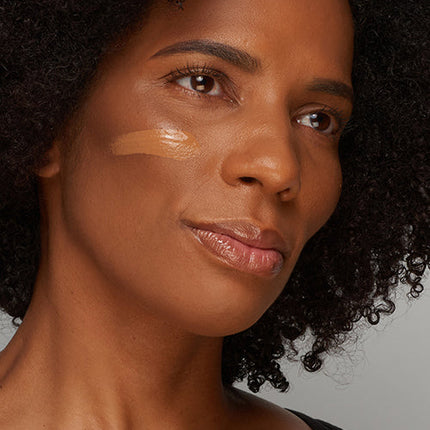 UOMA Beauty - FLAWLESS IRL SKIN PERFECTING FOUNDATION