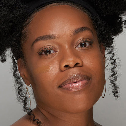 UOMA Beauty - FLAWLESS IRL SKIN PERFECTING FOUNDATION