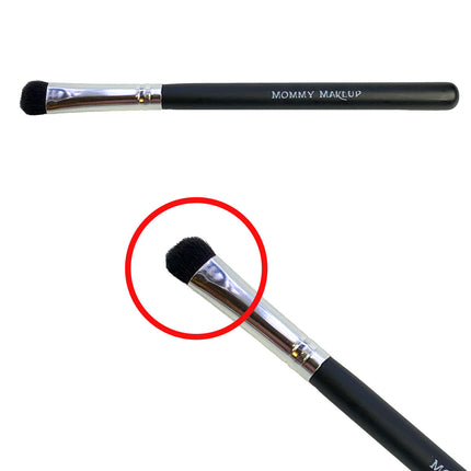 Mommy Makeup - Deluxe Shadow Brush