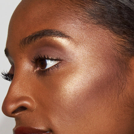 UOMA Beauty - Double Take Skin Perfecting Highlighter
