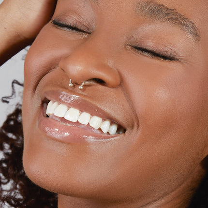 UOMA Beauty - Hydroblast Finishing Powder