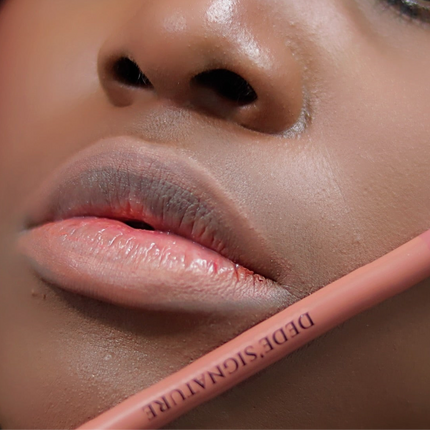 Dede's Signature - CHARM LIPLINER