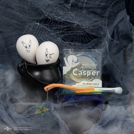 Profusion Cosmetics - Casper The Friendly Ghost | Blissed out Blend Glow In The Dark 2 PC Blending Sponge Set