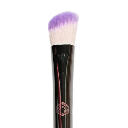 Game Beauty® - E03 - Angled Shadow Brush