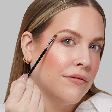 Sigma Beauty - E75 Angled Brow Brush