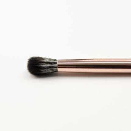 Sydney Grace - Makeup Brushes - Small Crease Blending Brush - E03