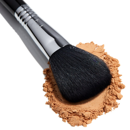 Sigma Beauty - F10 Powder/Blush Brush
