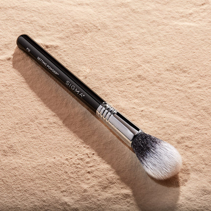 Sigma Beauty - F12 Setting Powder™ Brush