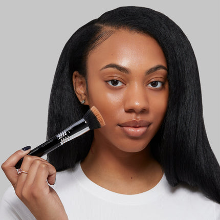 Sigma Beauty - F80 Air Flat Kabuki™ Brush