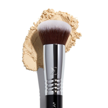 Sigma Beauty - F82 Round Kabuki™ Brush