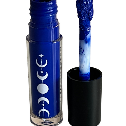 Connected Boutique - Vue- Matte Blue Bold Longwear Liquid Lipstick – Transfer‑Proof Matte