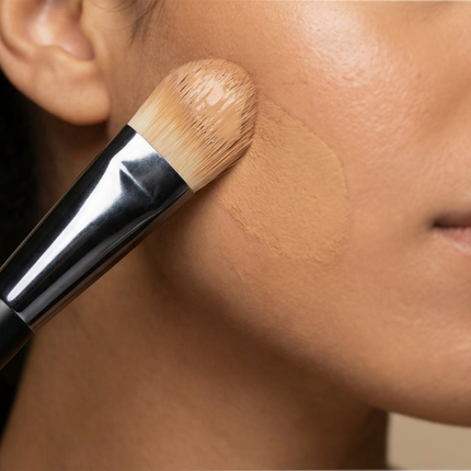 Amazing Cosmetics - Foundation Brush