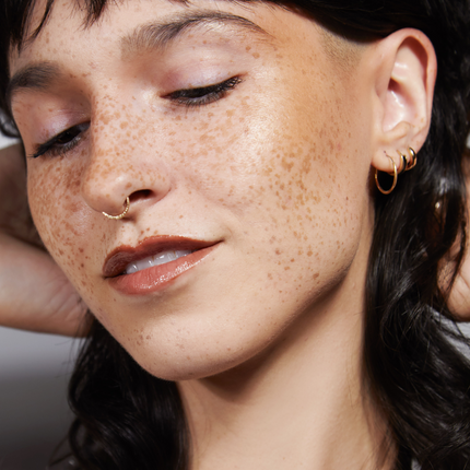 UOMA Beauty - Double Take Sculpting and Bronzing Powder