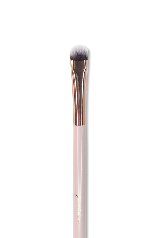 Gavissi Beauty - G204 SMALL OVAL SHADER BRUSH