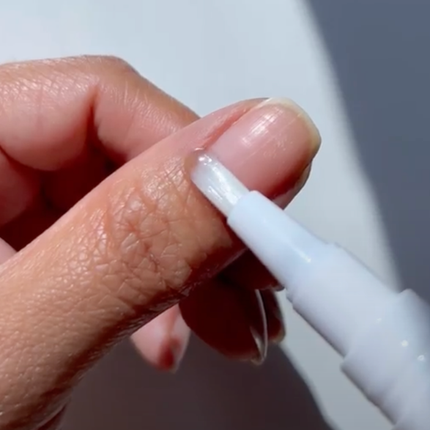 Huella - Cuticle Oil Pen // "The Good Oil" All-Natural Healing Cuticle & Nail Oil