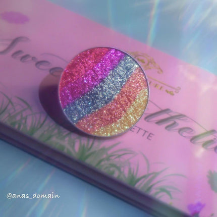 Dede's Signature - SWEET AESTHETICS RAINBOW HIGHLIGHTER [NON MAGNETIC]