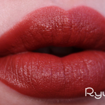 Game Beauty® - Vibrant Victor Lipstick - 01 Ryu