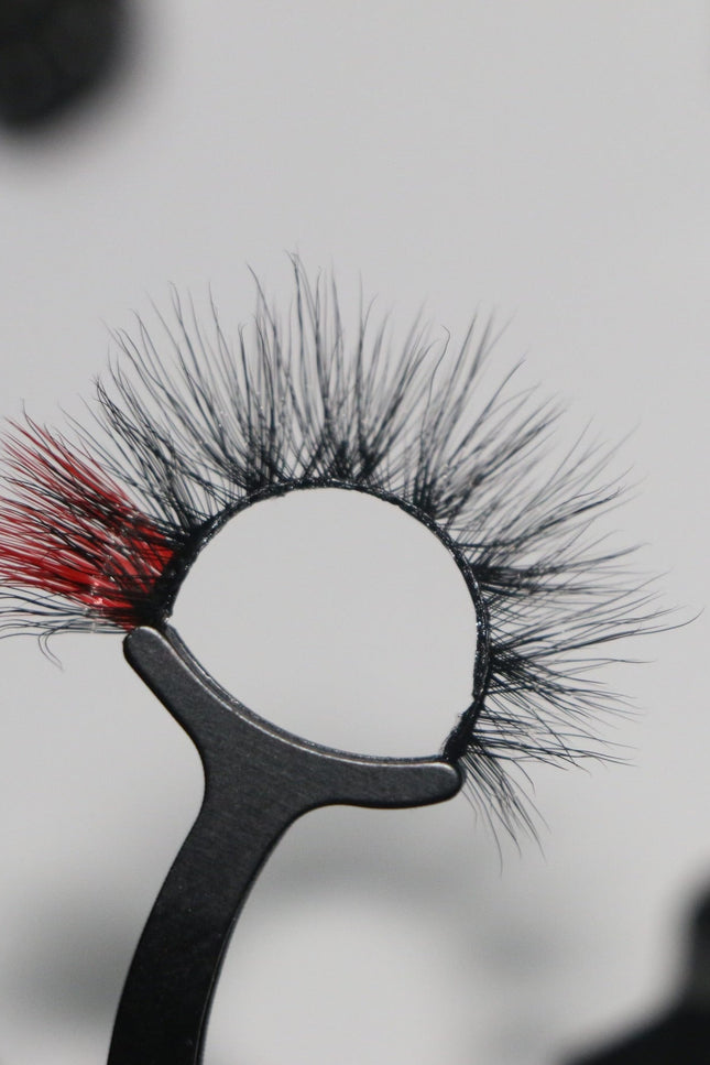 Curst Kosmetics - Vampress Lashes