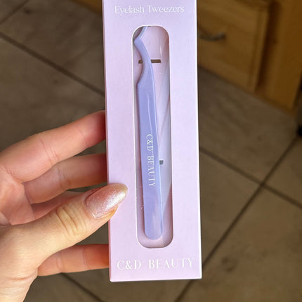 C & D Beauty - LuxeGlide Lash Tweezers