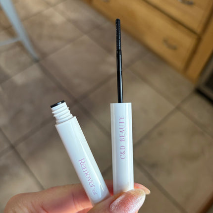 C & D Beauty - LuxeFade Lash Remover