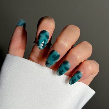 Bonmuz - Emerald Amber | Soft & Durable Press-On Nails