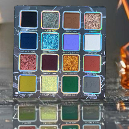 Dede's Signature - BROKEN JEWELS PALETTE [MAGNETIC PANS]